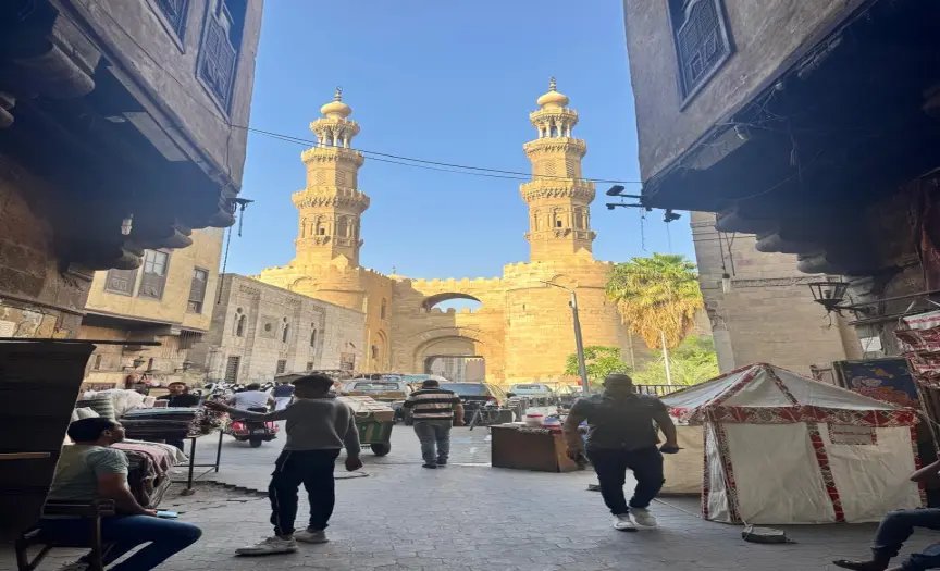 Explore The Cave Church of St. Simon, Walking Tour in Khan El-Khalili Market, Al-Azhar Mosque, Al-Moaz Street, Shopping Chance & Romantic Dinner at Hayat Pyramids Restaurant. — photo 9