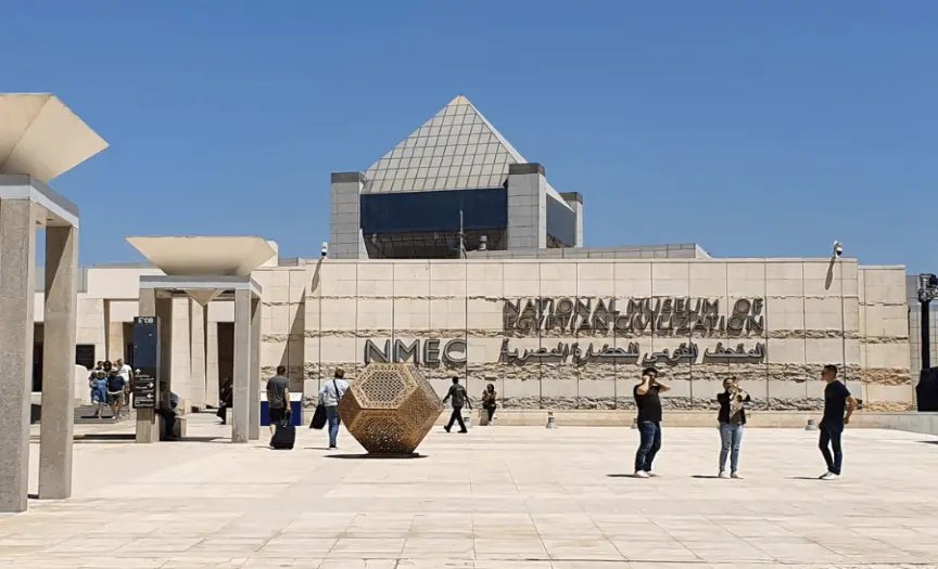 Exploring The NMEC Mummies Museum, The GEM & Romantic Dinner in Front of The Pyramids View. — photo 15