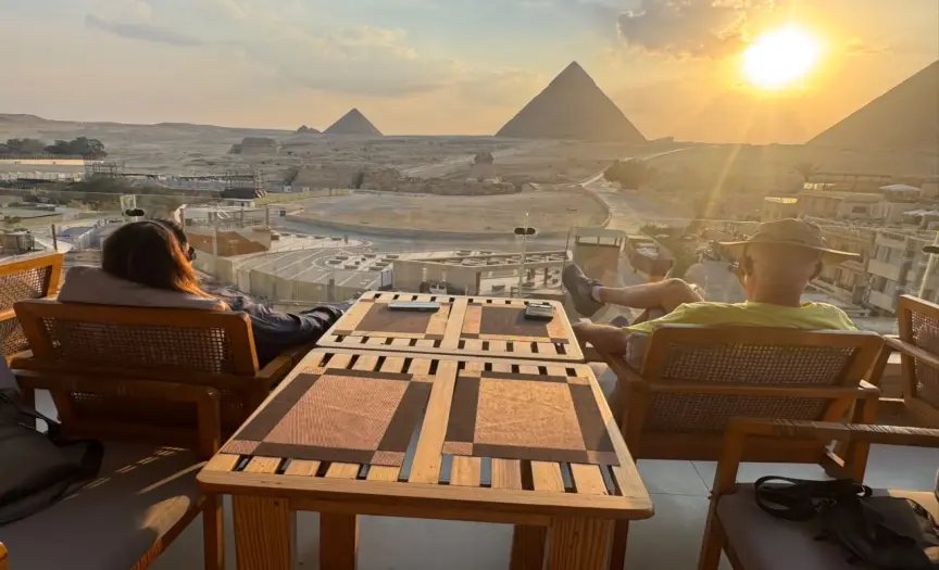 Exploring The Old Coptic Cairo, The NMEC Museum & Dinner at Sunset in Front of The Pyramids. — photo 24