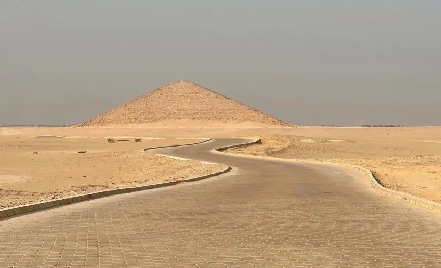 Private Tour at Dahshur Site, Memphis, Saladin Castle, Mohamed Ali Alabaster Mosque & Khan El-Khalili Market. — photo 4