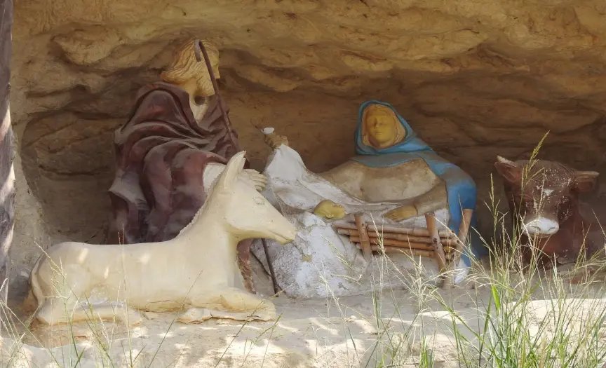 Private Tour at The Cave Church in The Garbage City & Romantic Dinner at Hayat in Front of Giza Pyramids View. — photo 18