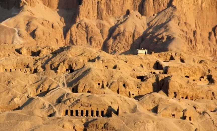 The Balloon Ride at Sunrise Time & Exploring Hidden Gems of Luxor City in The Morning. — photo 20