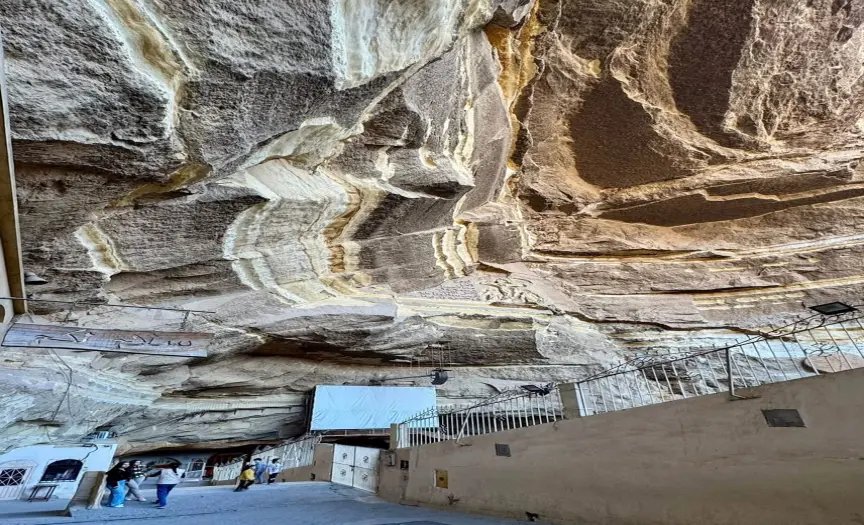 The GEM Museum, Cave Church & Lunch Tour. — photo 15